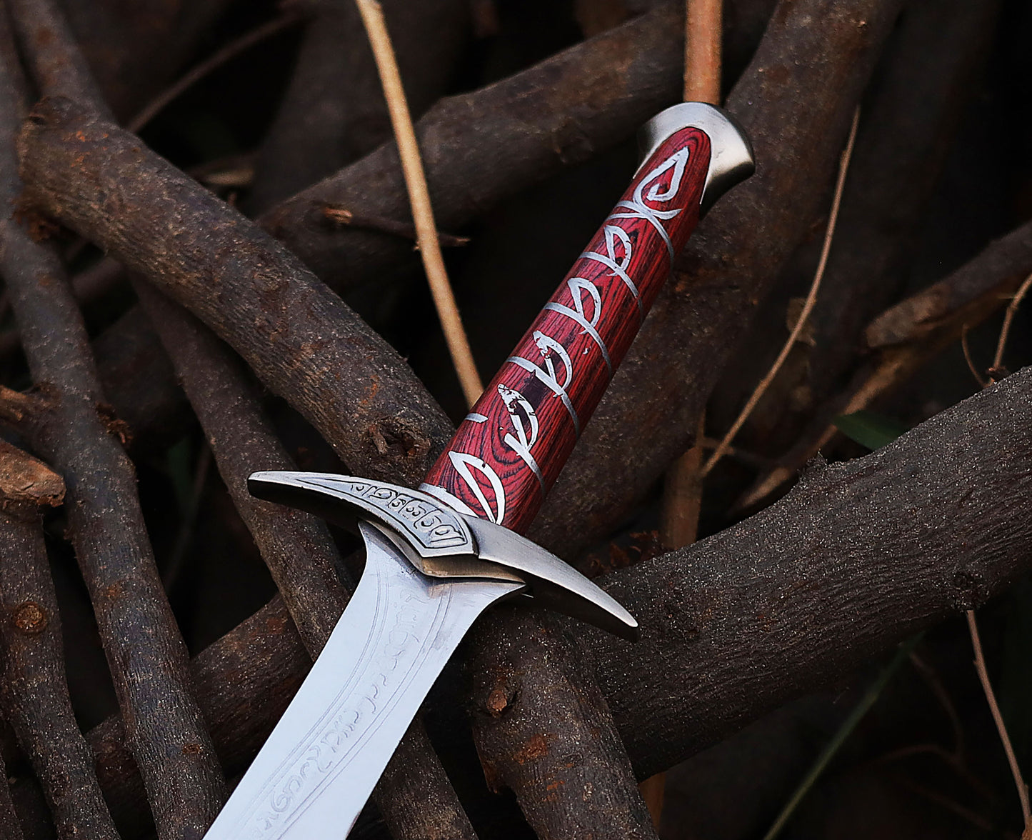 Épée Sting – Réplique forgée à la main de Bilbon Sacquet | Seigneur des Anneaux