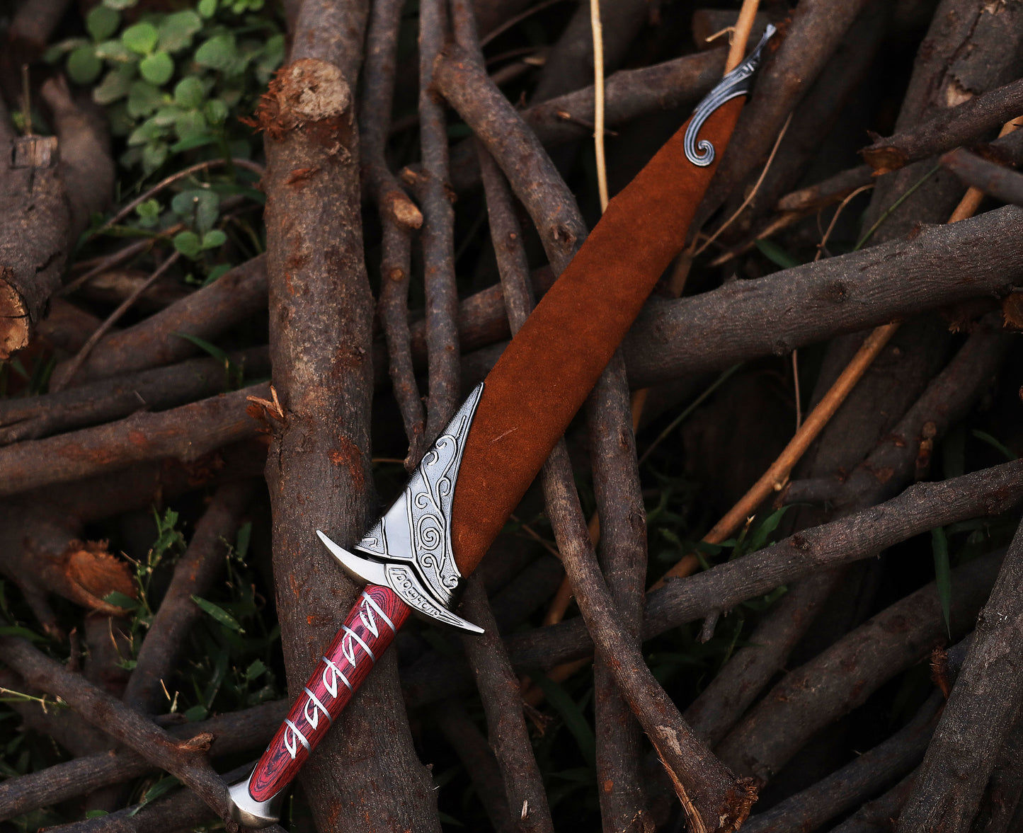 Épée Sting – Réplique forgée à la main de Bilbon Sacquet | Seigneur des Anneaux